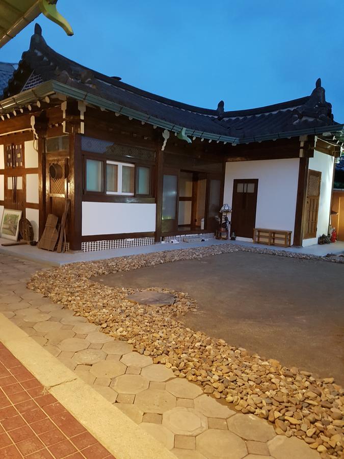 Hotel The Hanok Jeonju Exterior foto